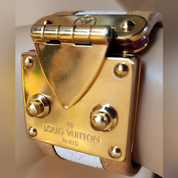 VTG LOUIS VUITTON White Monogram Multicolor 2004 Wide Gold Chunky Latch Bracelet - Picture 10 of 16